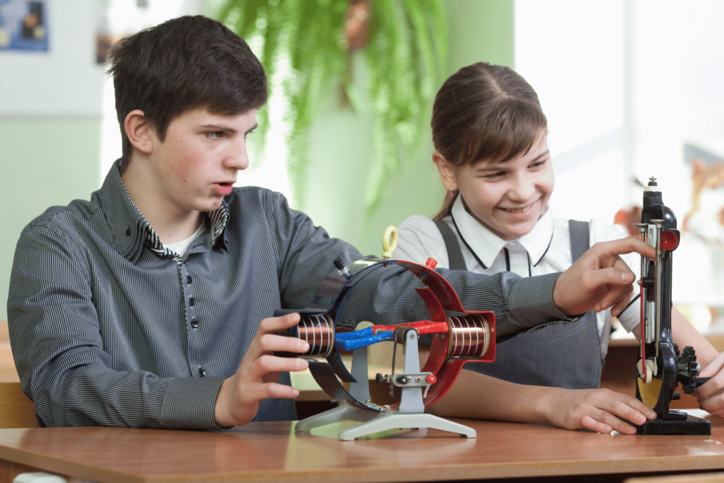 Dlaczego nie rozumiem fizyki? Najczęstsze przyczyny problemów z nauką